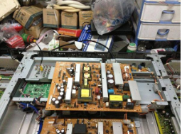 pcb線路板,發覺C004有一個腳虛焊,焊補后常見故障清除!