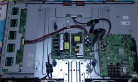 發覺電解電容器C421已穿透,拆換后常見故障清除