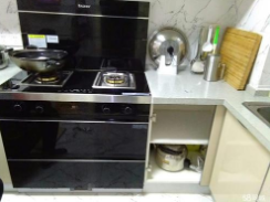 廚師傅集成灶通電后，按下快檔、中檔或慢檔電流過載保護跳閘