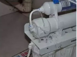 低壓開關布線插頭是不是脫落或失效以導致開關電源接觸點沒法回位