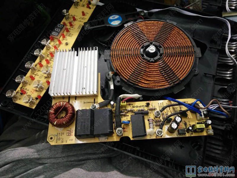 接修一臺蘇泊爾電磁爐,型號規格是C21