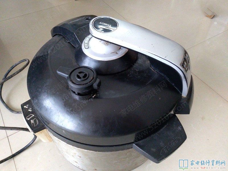 格力大松電高壓鍋,外蓋內(nèi)感應(yīng)器線斷掉