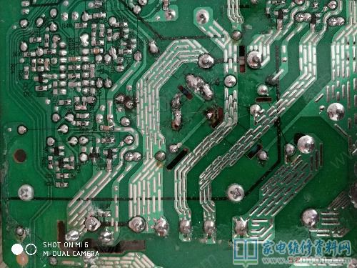 EP208電滋爐不可以加溫,通電啟動,能加溫可是加溫三秒鐘那