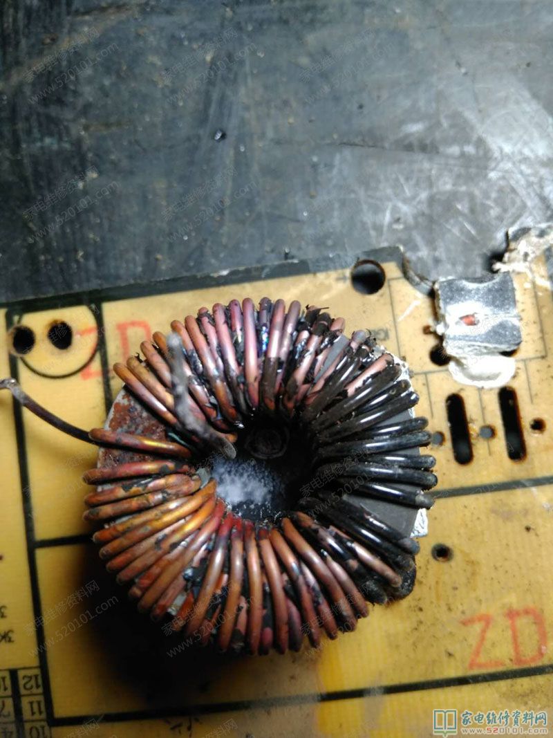 九陽電磁爐,現場調試發現問題是插電表明都一切正常,便是不加溫