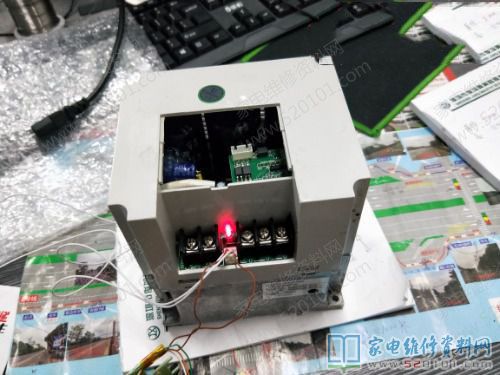 插電沒反應的常見故障,拆卸查驗發覺里邊一個耗子和臟物
