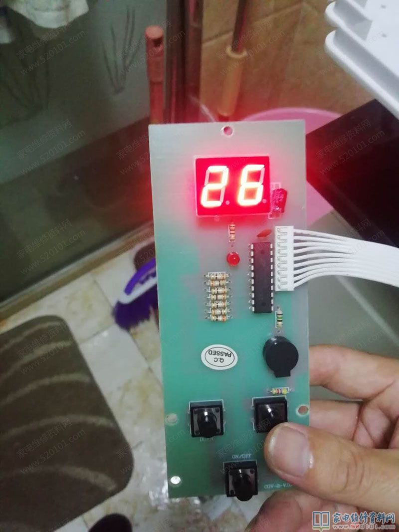 家用熱水器常見故障表現是通電,有“嘀”的一響聲