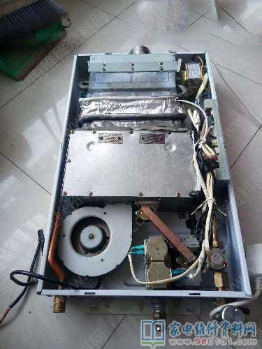 售后服務一臺“CBAO”萬佳廚寶牌天然氣熱水器,故障主要表現