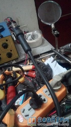 串連電燈泡維修電磁爐工作經(jīng)驗(yàn)