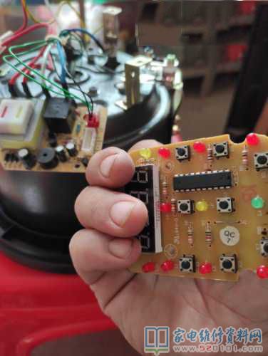 5v工作電壓快速降低至1