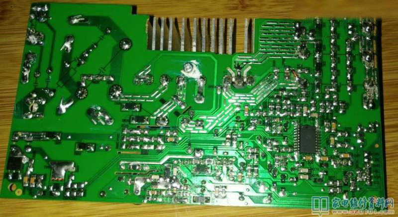 CFXB40HC15DL01拆機(jī)檢驗(yàn)發(fā)覺(jué)IGBT管20R13
