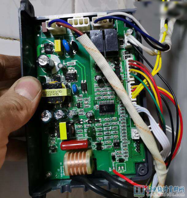 服務一臺子上菱電熱水器,客戶說才用大半年