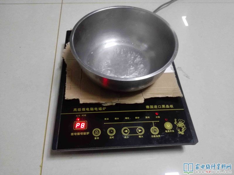 接修一臺仿冒觸碰電滋爐,插電無反映。從外邊看還挺新的,拆卸一