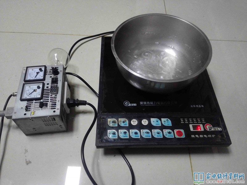 電腦主板上的C945 Y