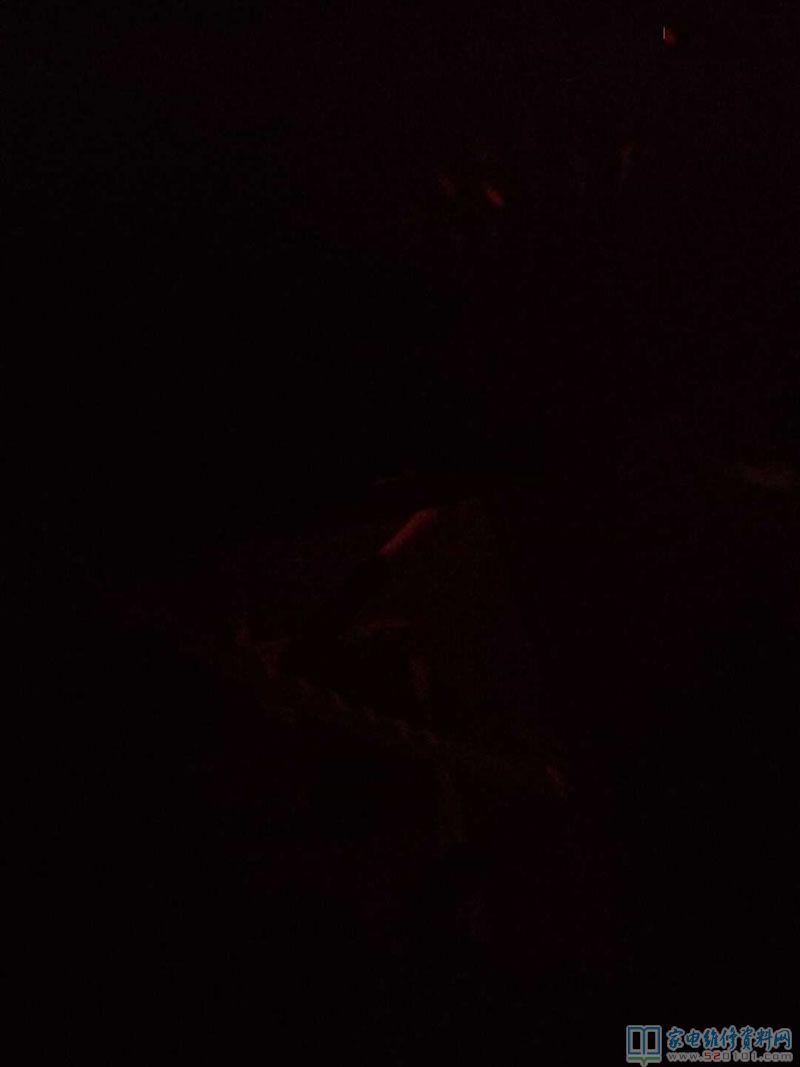 板電容生銹 8200換后異常 發覺康銅絲脫焊 聽到有打火的聲