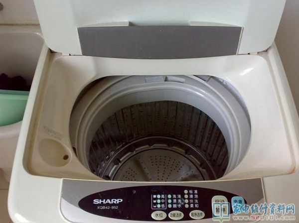 自動式洗衣機不滲水的緣故及解決方案