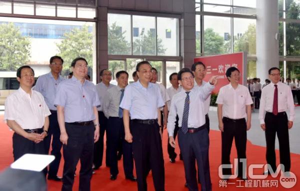 6月12日上午，中共中央政治局常委、國務院總理李克強在湖南省委書記杜家毫的陪同下視察三一集團
