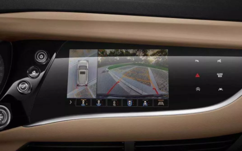 xc60和別克昂科旗哪個好？別克昂科旗城市中產的優選
