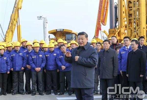 習總書記視察徐工，勉勵徐工集團著眼世界前沿，努力探索創新發展的好模式、好經驗